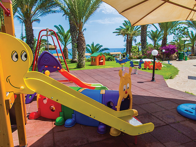 Crystal Springs Beach Hotel 16