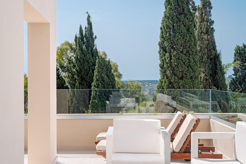 Grecian Park 117
