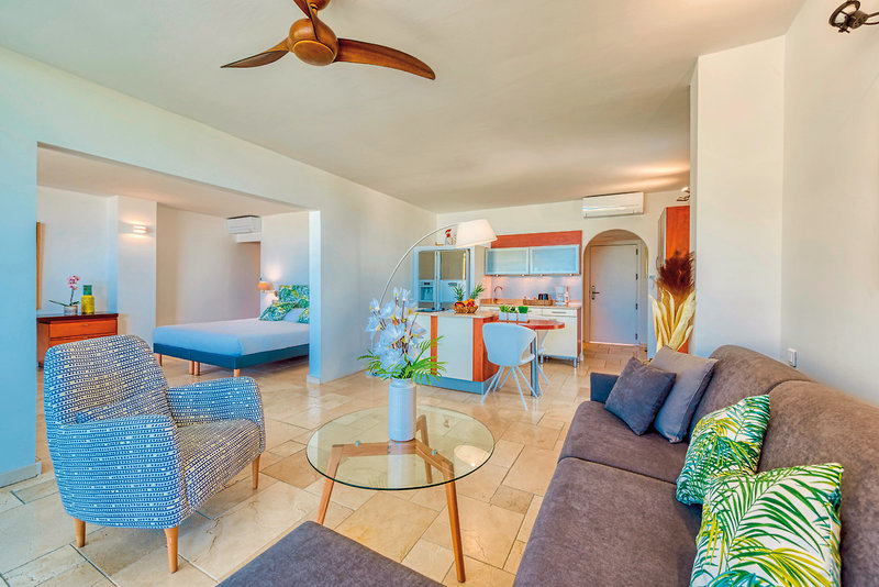 Anse Marcel Beach Resort 6