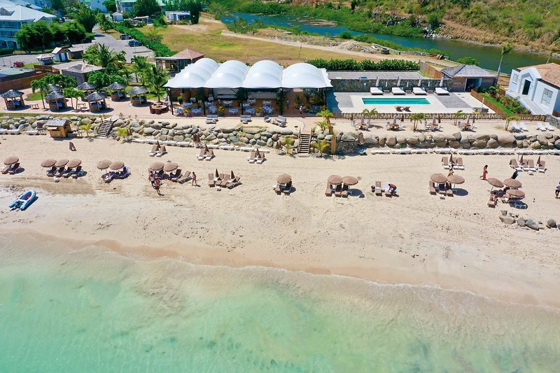 Anse Marcel Beach Resort 12