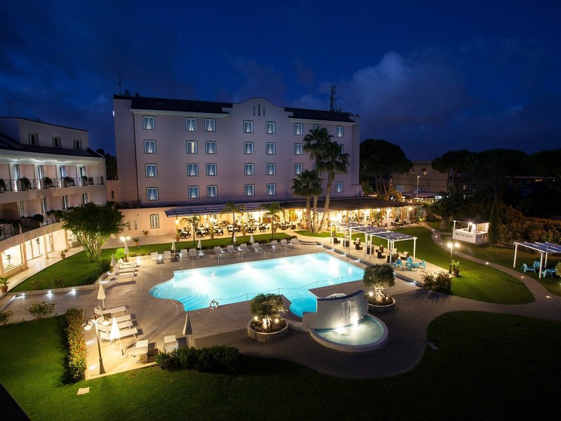 Golden Tulip Rome Airport Isola Sacra 12