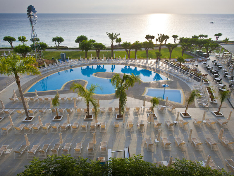 Pernera Beach Hotel 5