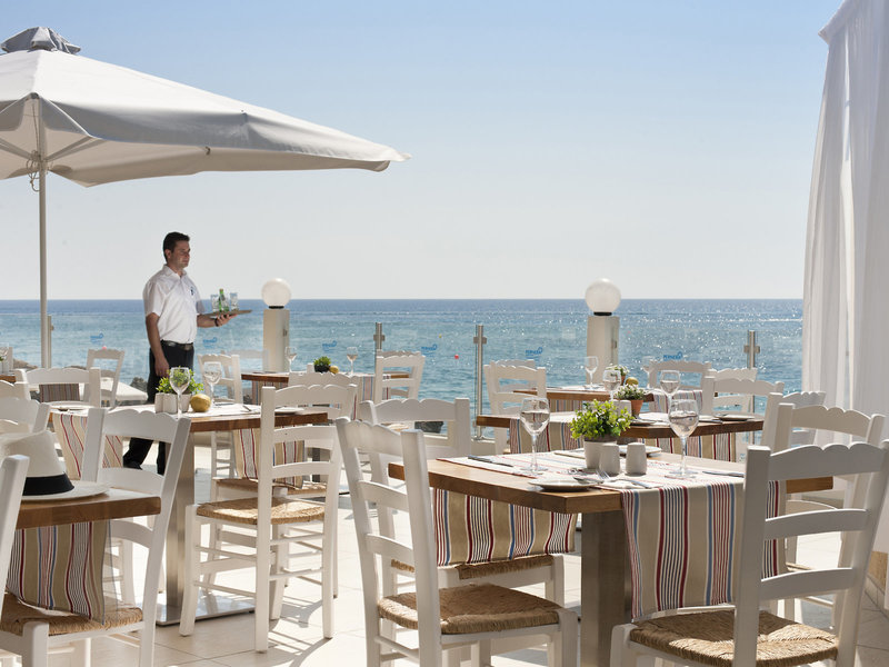 Pernera Beach Hotel 8