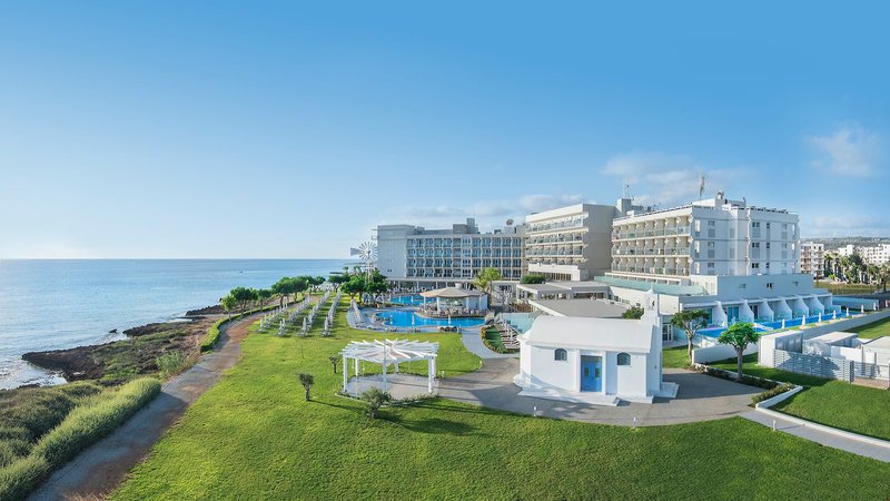 Pernera Beach Hotel 11