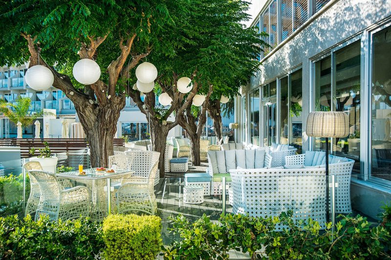 Pernera Beach Hotel 14