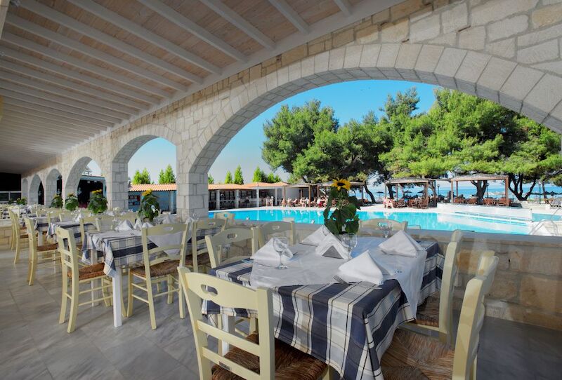 Portes Beach Hotel 6