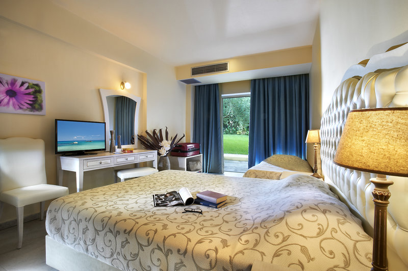 Portes Beach Hotel 9