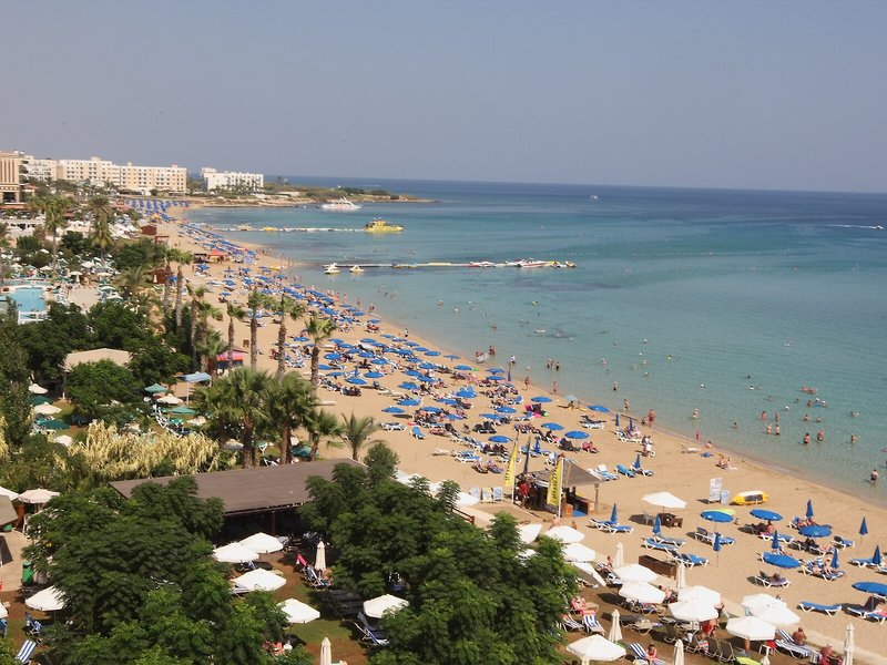 Silver Sands Beach Hotel 8