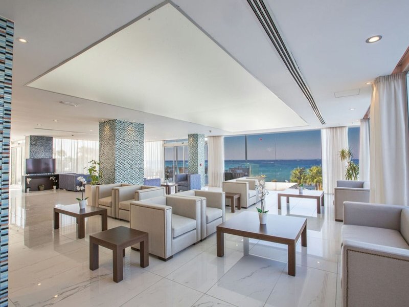 Silver Sands Beach Hotel 25
