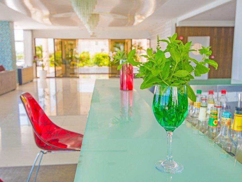 Silver Sands Beach Hotel 28