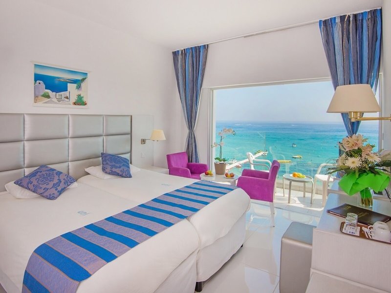 Silver Sands Beach Hotel 39