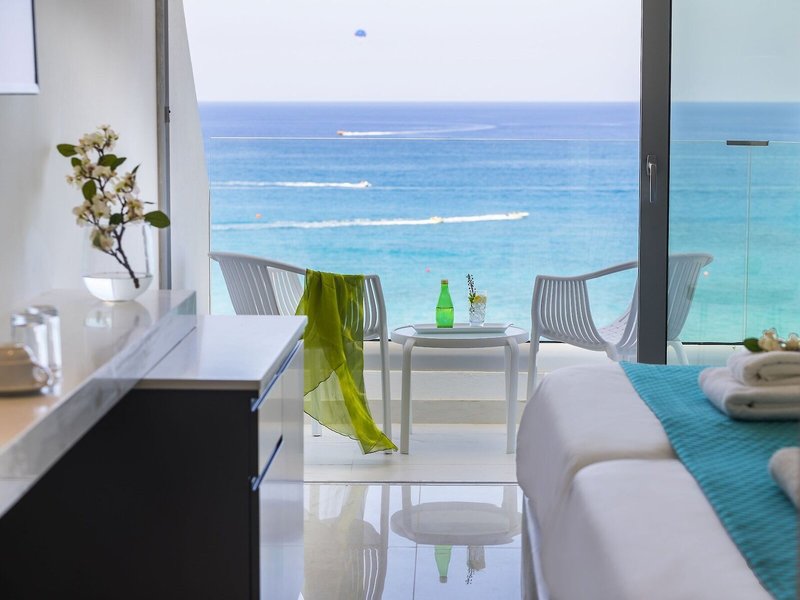 Silver Sands Beach Hotel 43