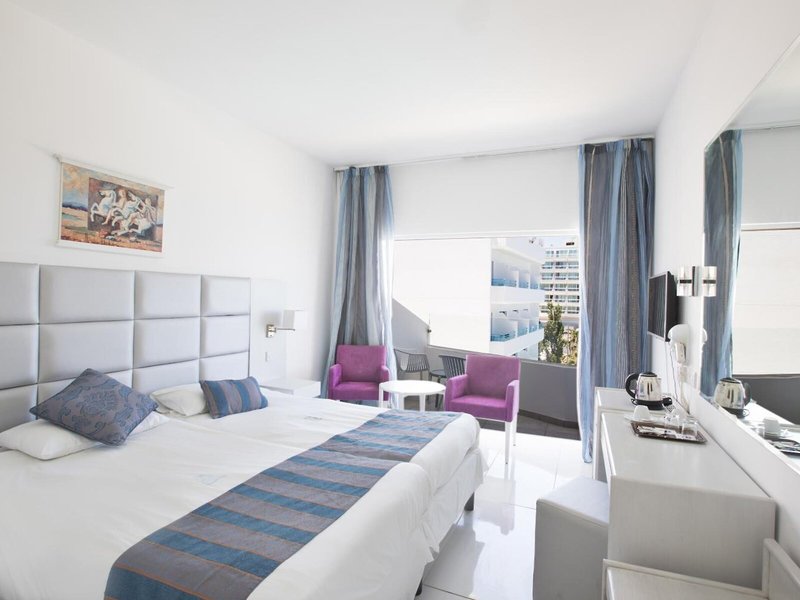 Silver Sands Beach Hotel 47