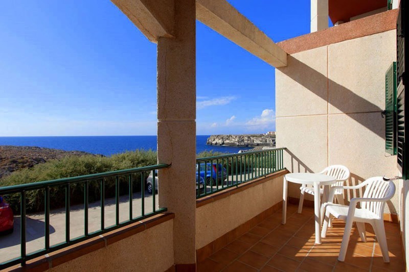 Apartamentos Cabo de Baños by Mij 5