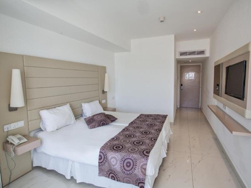 Tsokkos Protaras Beach 29