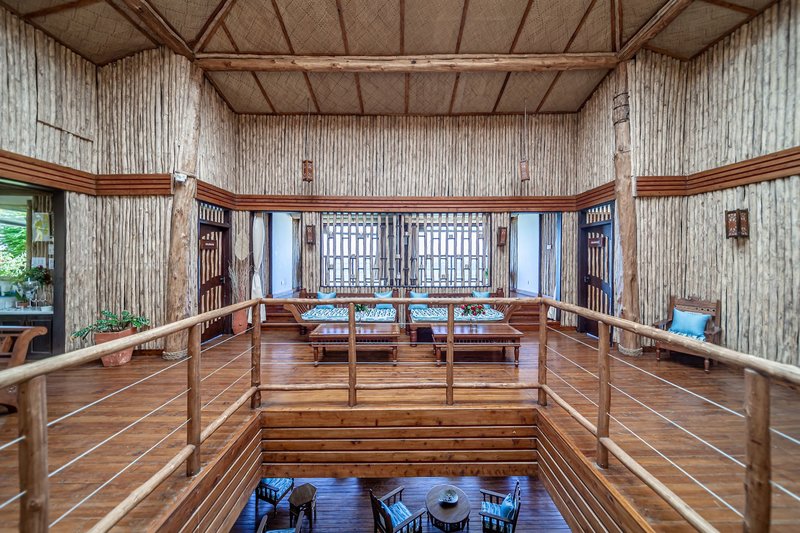 PrideInn Paradise Beach Resort 34