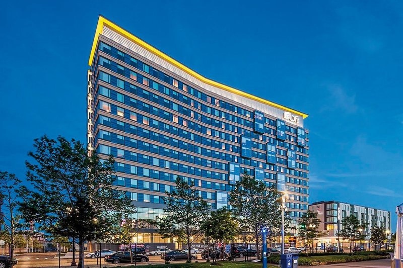 Aloft Boston Seaport District