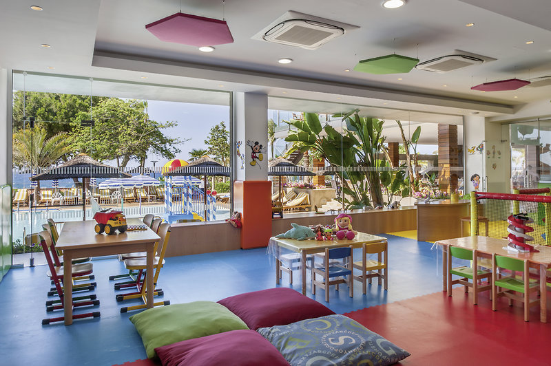 Amathus Beach 22 - Bar