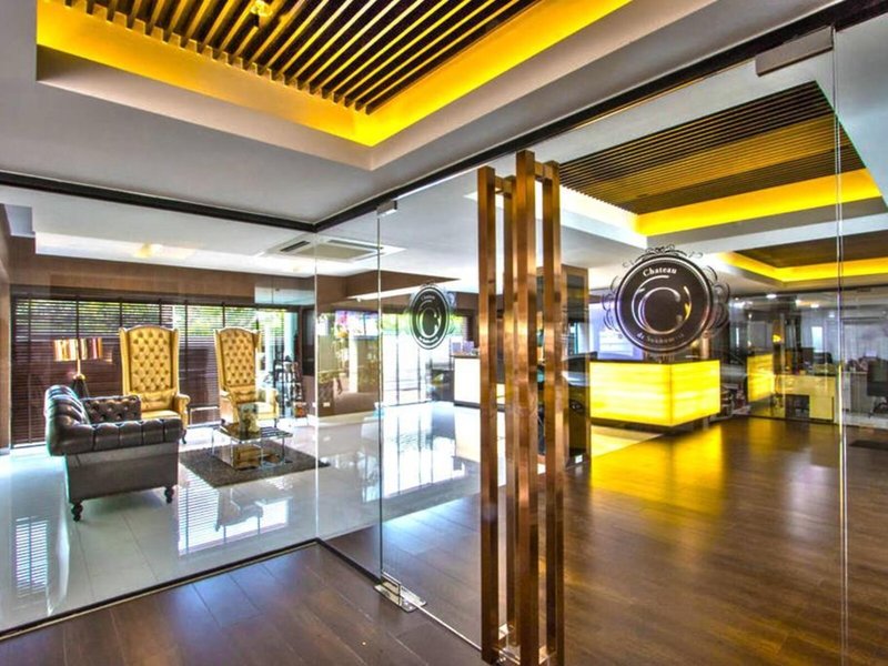 Chateau de Sukhumvit 10