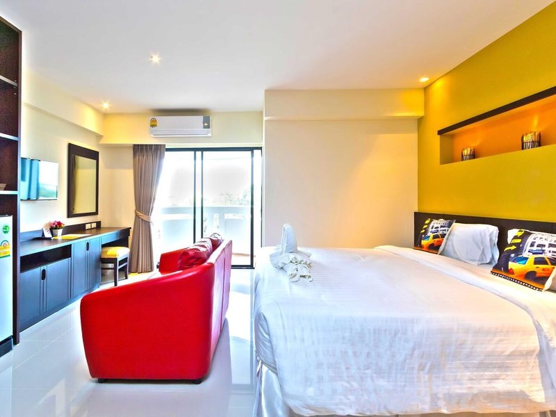Chateau de Sukhumvit 24