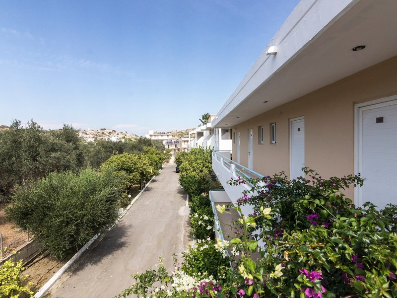 Tivoli Hotel & Apartments 1