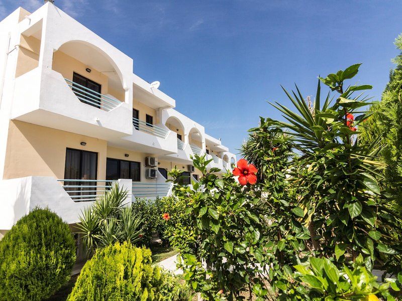 Tivoli Hotel & Apartments 2