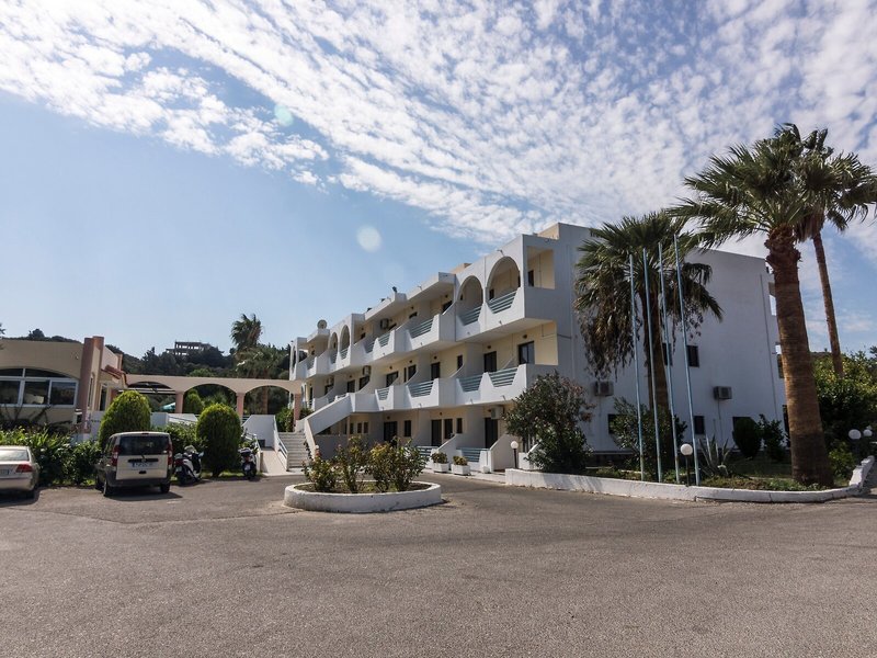 Tivoli Hotel & Apartments 5