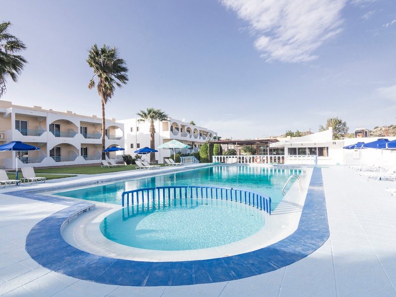 Tivoli Hotel & Apartments 17
