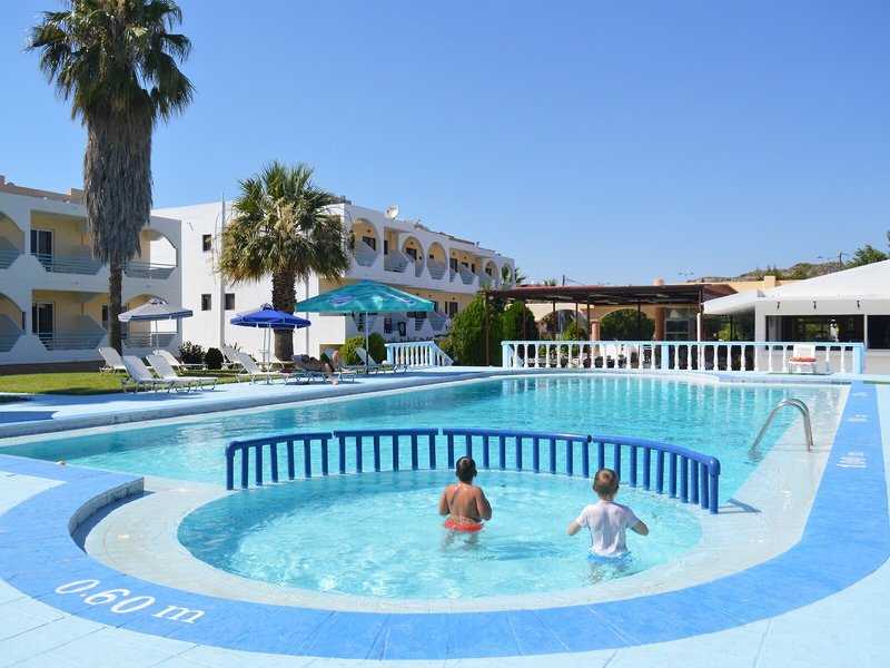Tivoli Hotel & Apartments 18