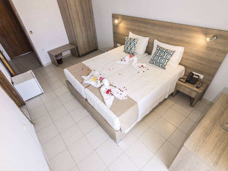 Tivoli Hotel & Apartments 41