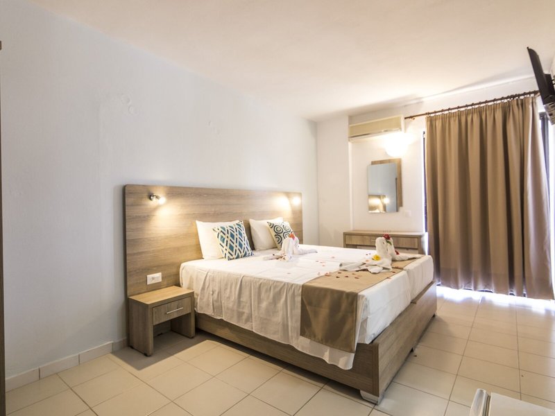 Tivoli Hotel & Apartments 42