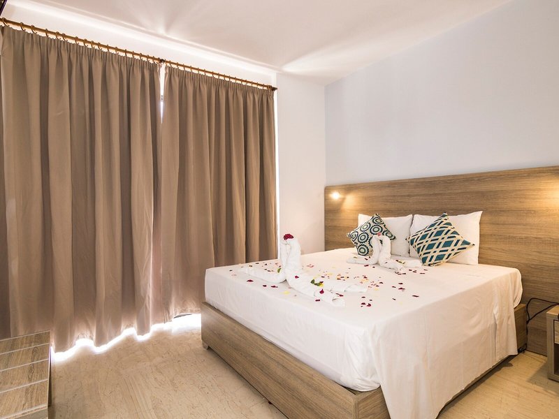 Tivoli Hotel & Apartments 43