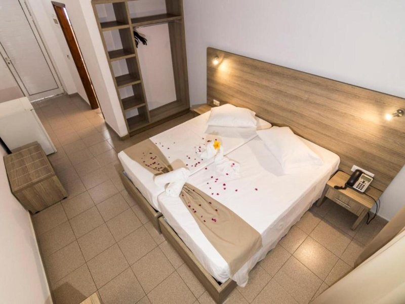 Tivoli Hotel & Apartments 45
