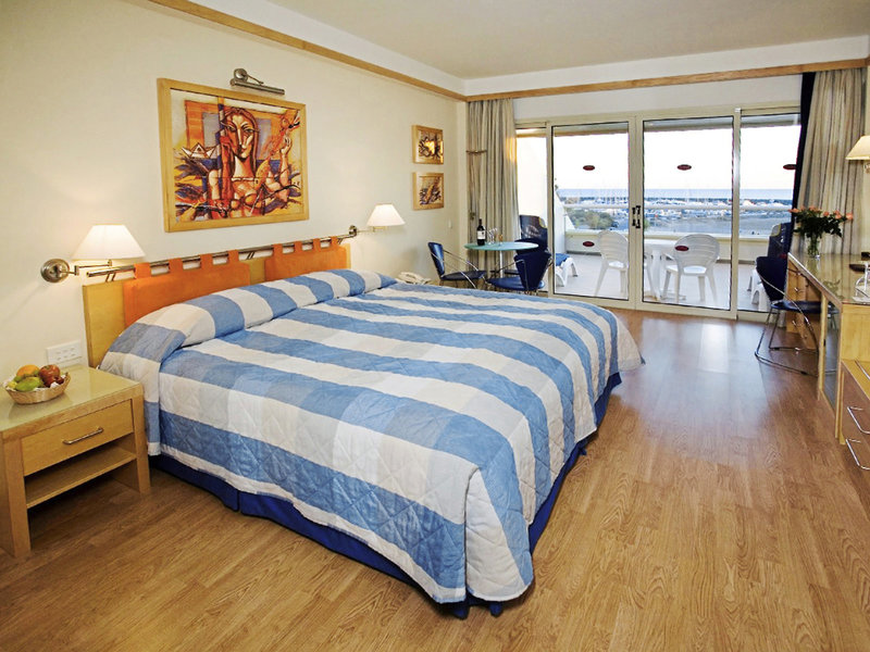 St Raphael Resort 28