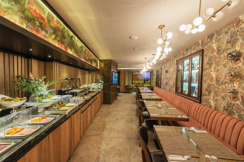 Ayramin Deluxe Hotel 5