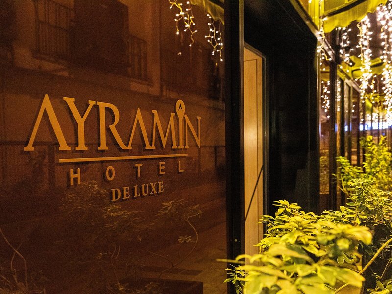 Ayramin Deluxe Hotel