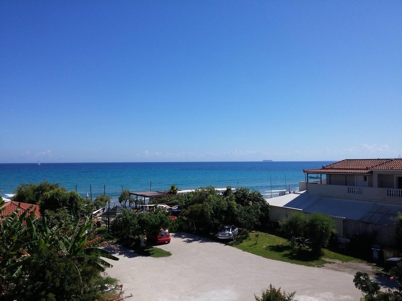 Anetis Beach Hotel 18