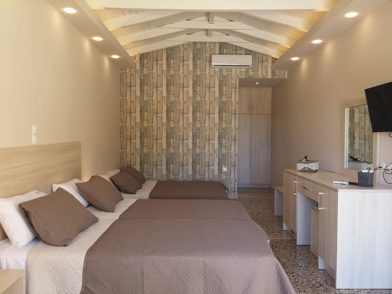 Anetis Beach Hotel 30