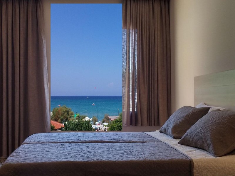 Anetis Beach Hotel 37