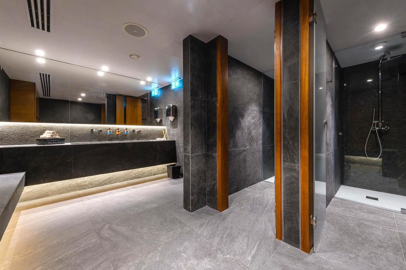 Ajax Hotel 10