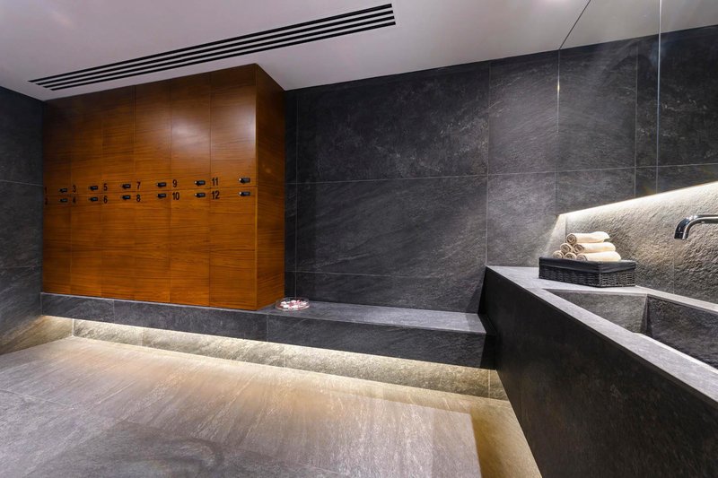 Ajax Hotel 20