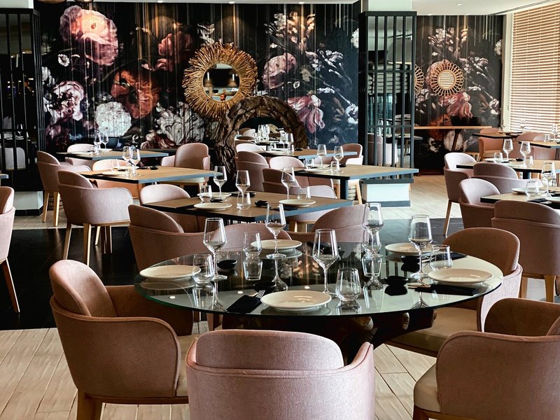 The Royal Apollonia Beach Hotel 24 - Restaurant