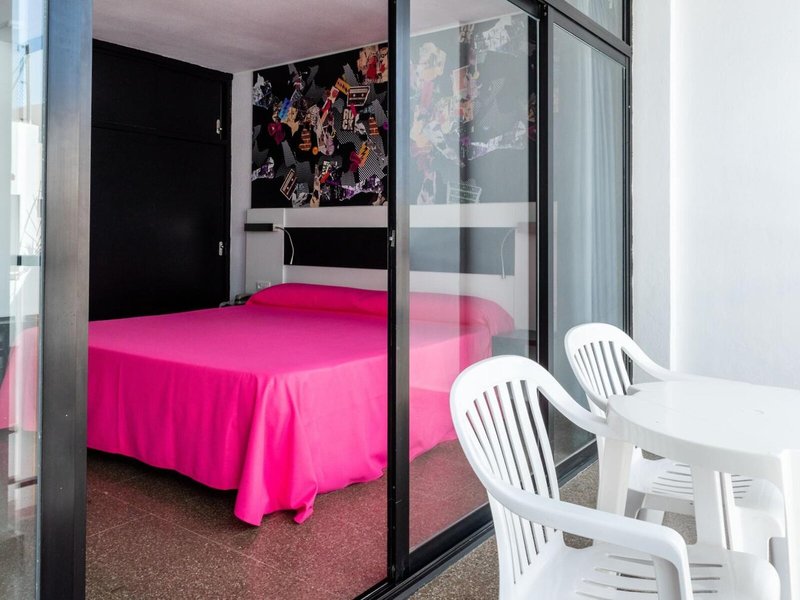 Ibiza Rocks Hotel - Erwachsenenhotel 38 - Room Example