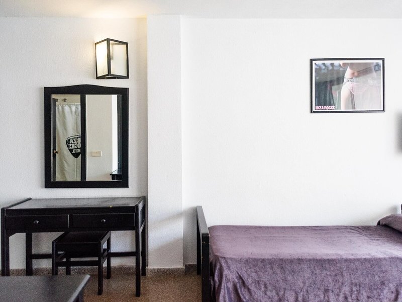 Ibiza Rocks Hotel - Erwachsenenhotel 41 - Room Example