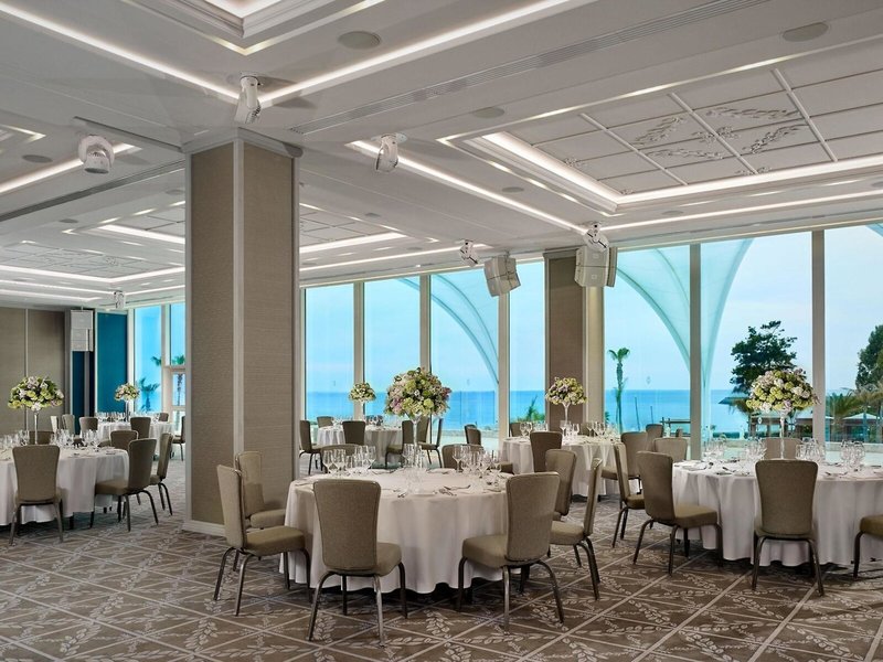 Parklane, a Luxury Collection Resort & Spa  11