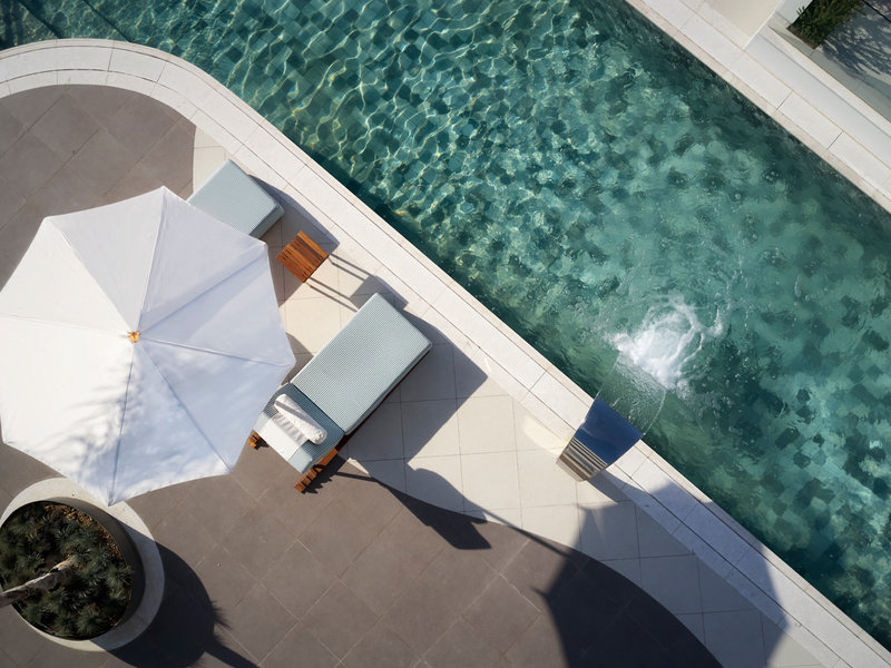 Parklane, a Luxury Collection Resort & Spa 12 - Outdoor Pool