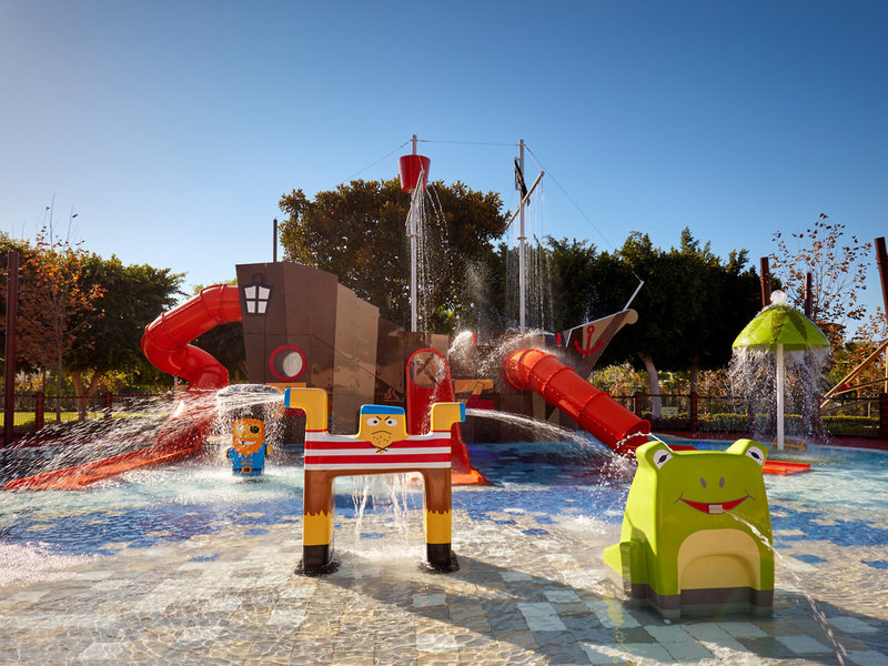 Parklane, a Luxury Collection Resort & Spa 14 - Outdoor Pool