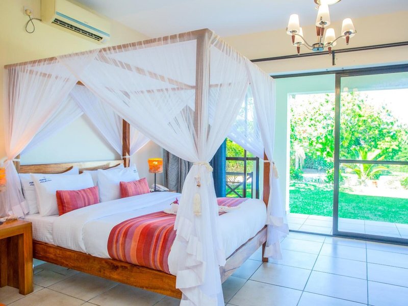Mzima Beach 37