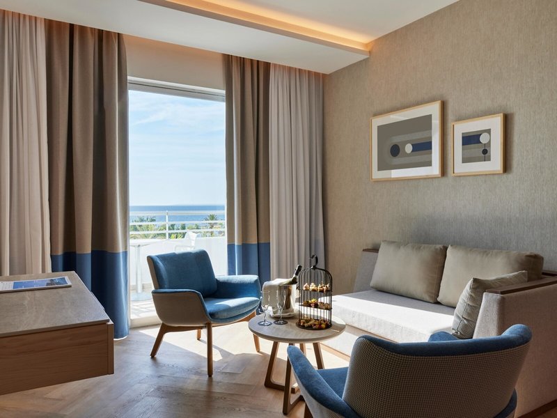 Mediterranean Beach 41 - Room Example