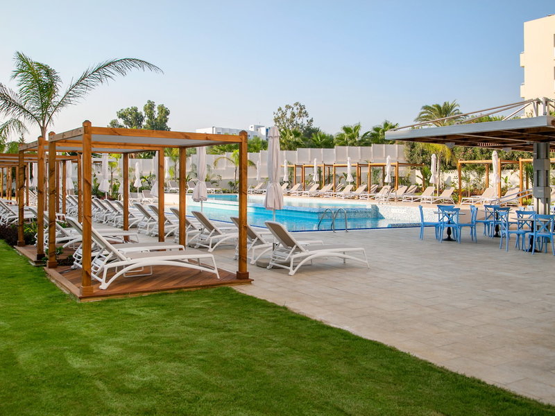 Vangelis Hotel & Suites 13
